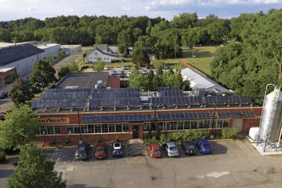 Arbor Brewing Company’s microbrewery in Ypsilanti, Michigan has solar panels on its roof. (Credit: Better Planet Media)