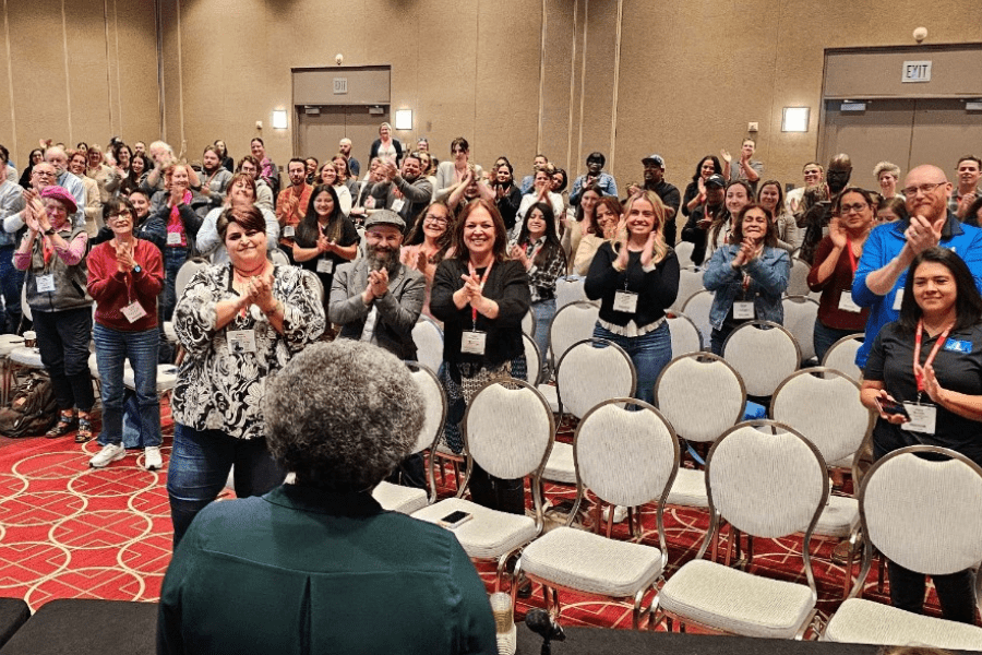 Sonia Cruz standing ovation at NHPC24